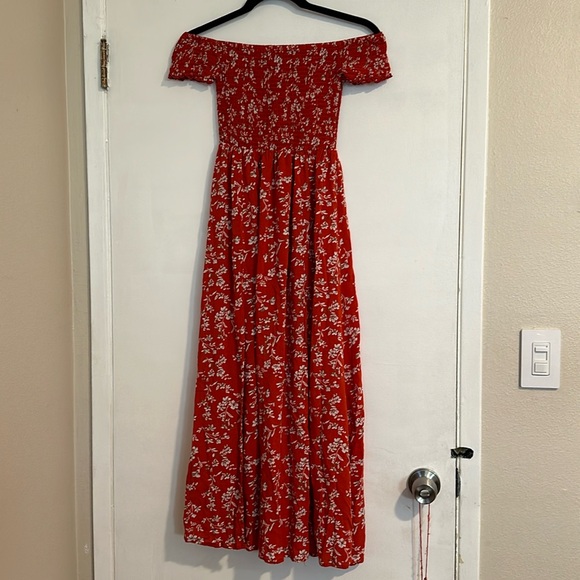 SHEIN red floral off shoulder maxi dress - Picture 2 of 6